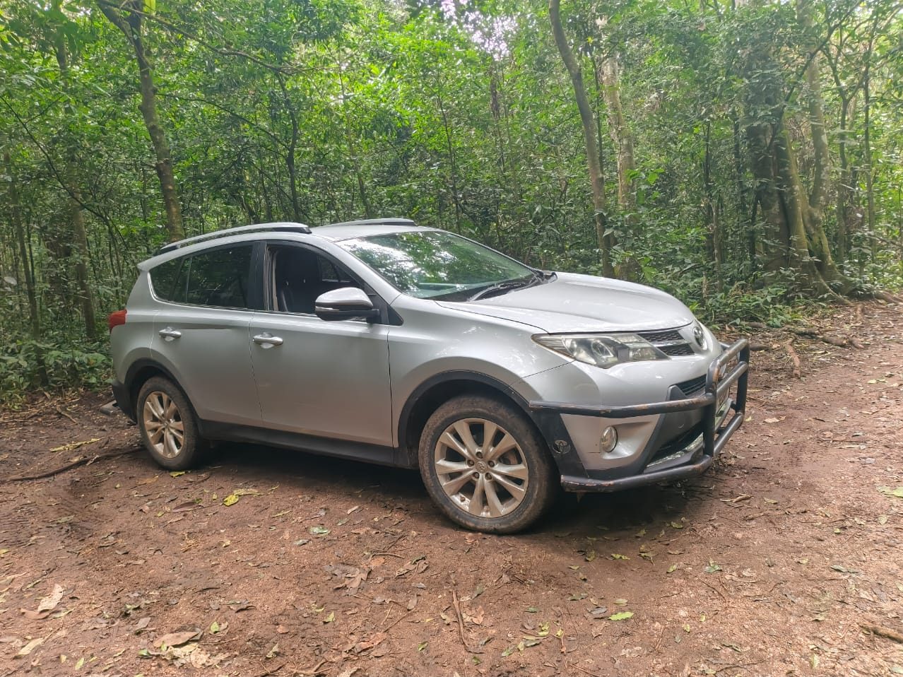 Family Rooftop Safaris vs Lodge Safaris